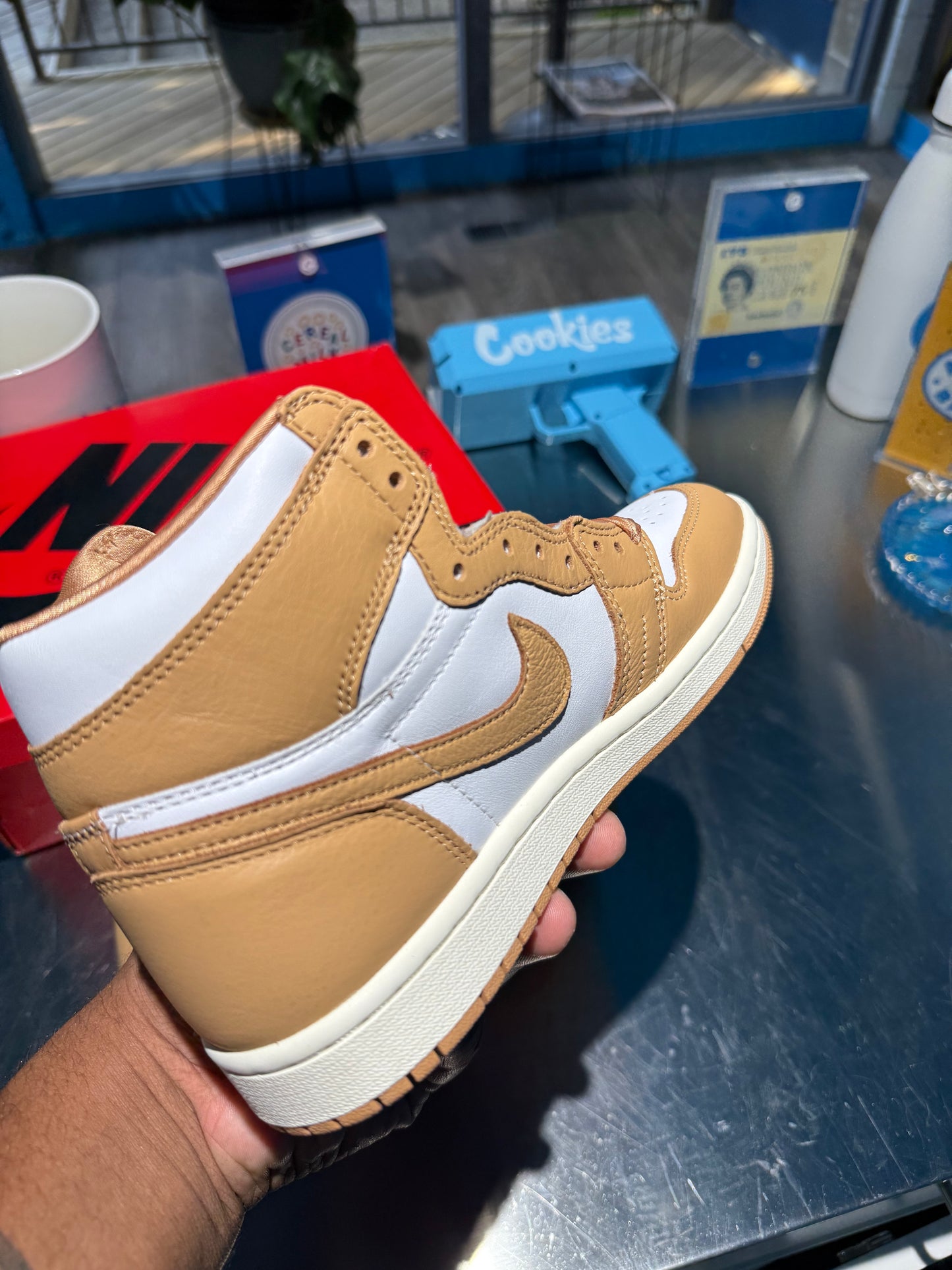 Wmns Air Jordan 1 Retro High OG 'Praline'