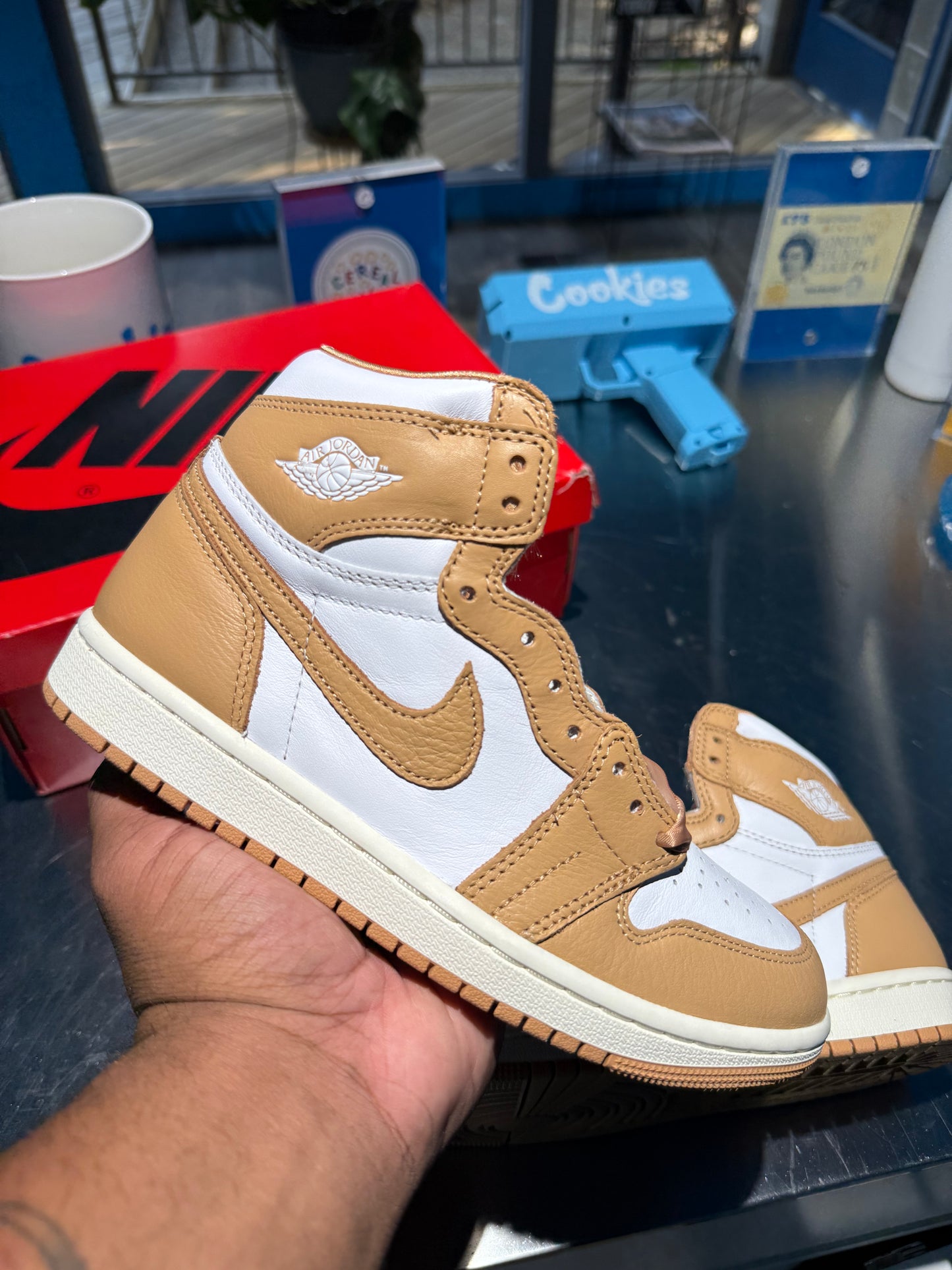 Wmns Air Jordan 1 Retro High OG 'Praline'