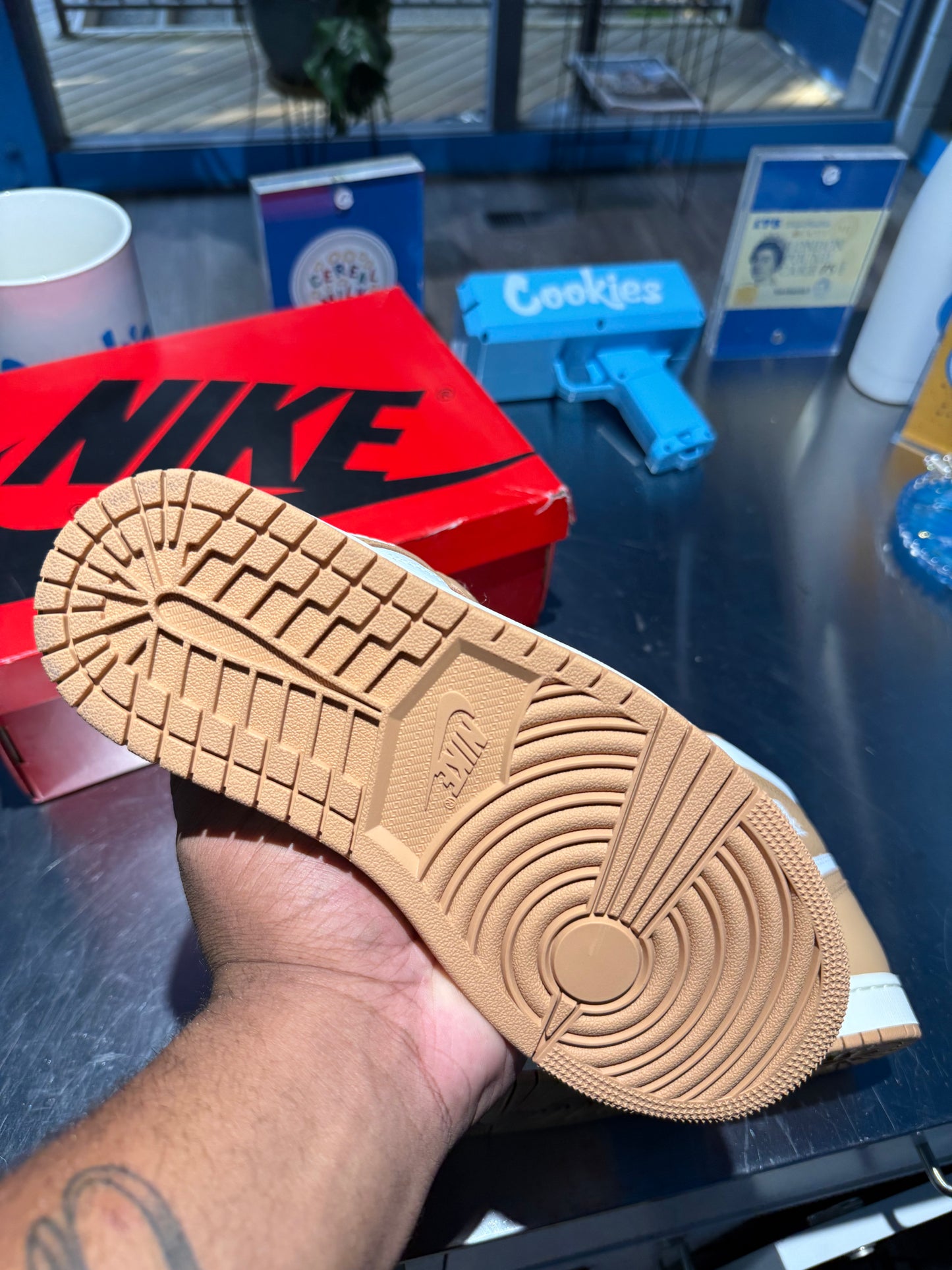 Wmns Air Jordan 1 Retro High OG 'Praline'