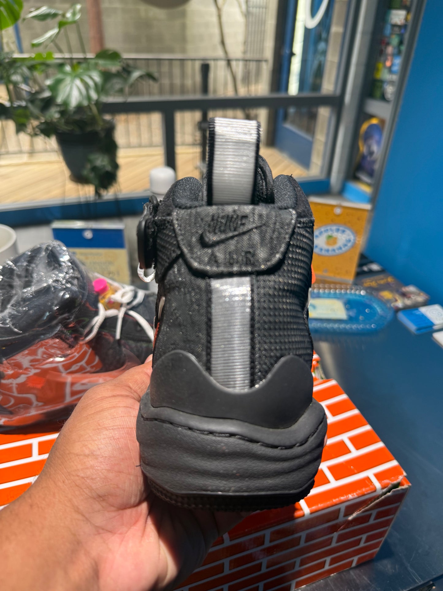 Off-White x Air Force 1 Mid 'Black'