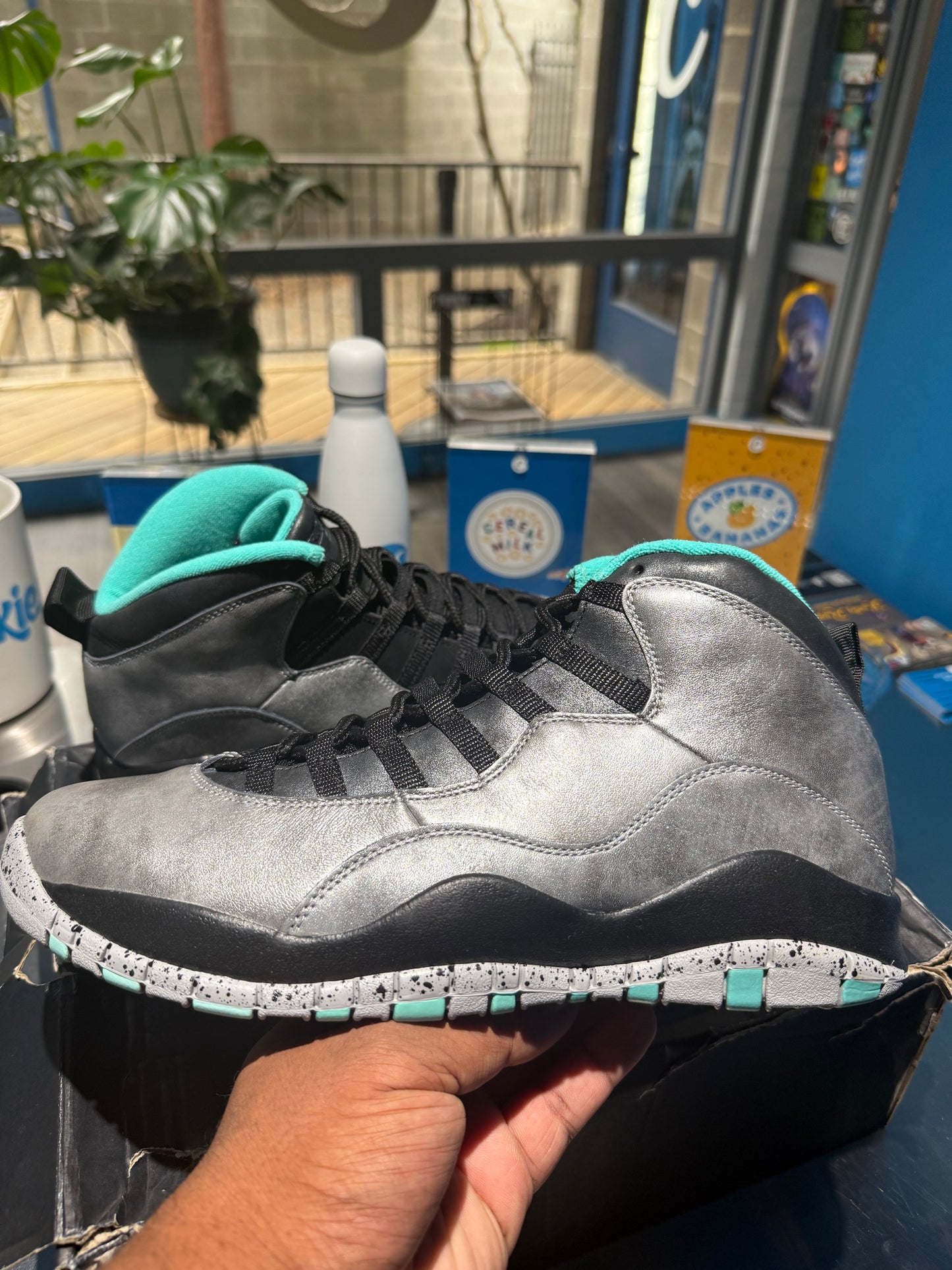 Air Jordan 10 Retro 'Lady Liberty'