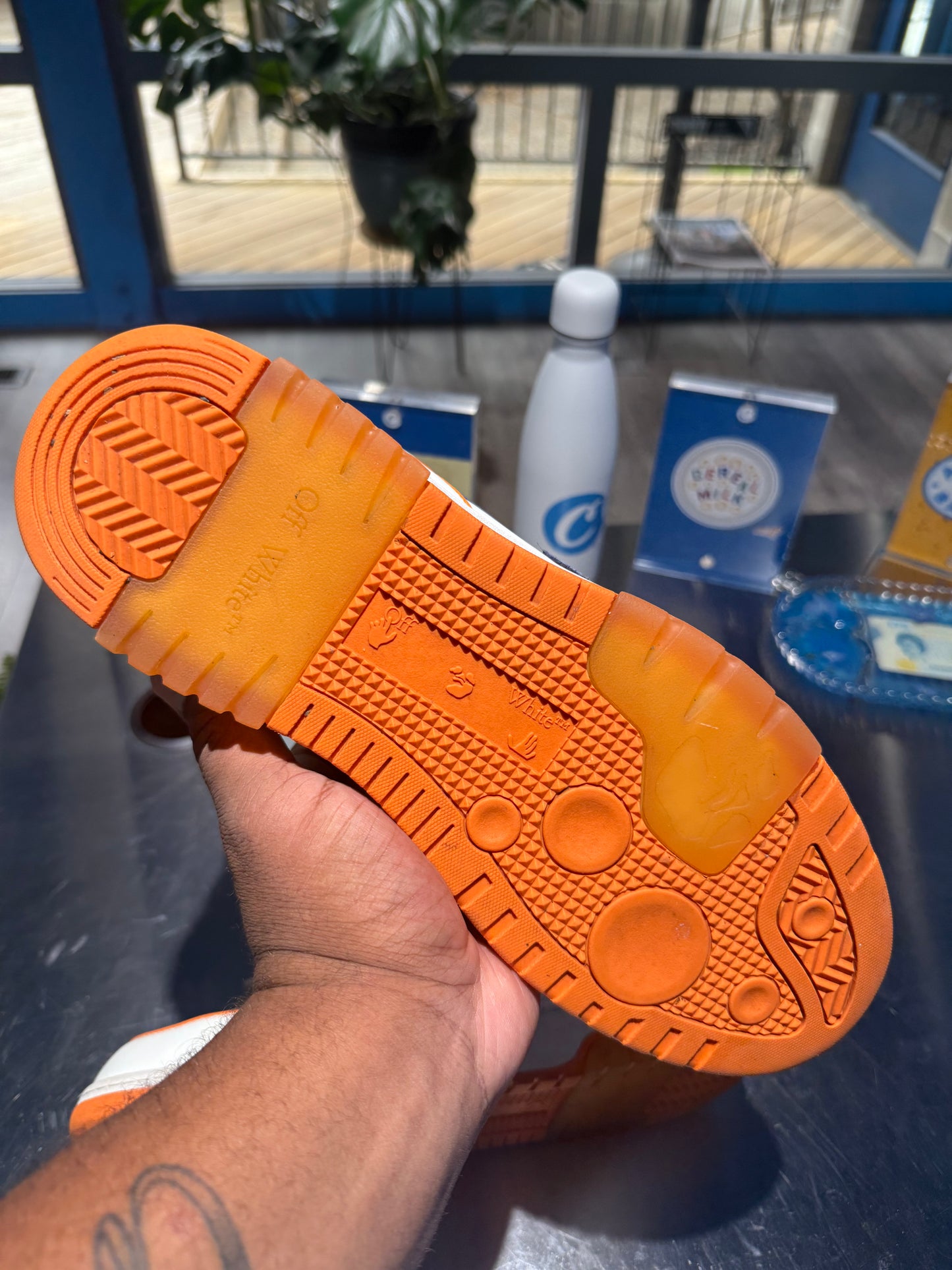 Off-White Out of Office 'Outlined - White Comb'